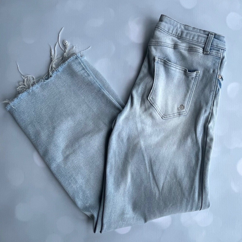 Indigo Rein Light Wash High Rise Distressed Wide Leg Jeans Size 11/29 Frayed Hem